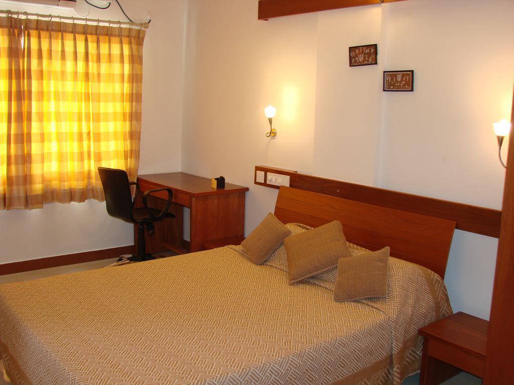 Apartamento Urban Oasis Mysore Exterior foto