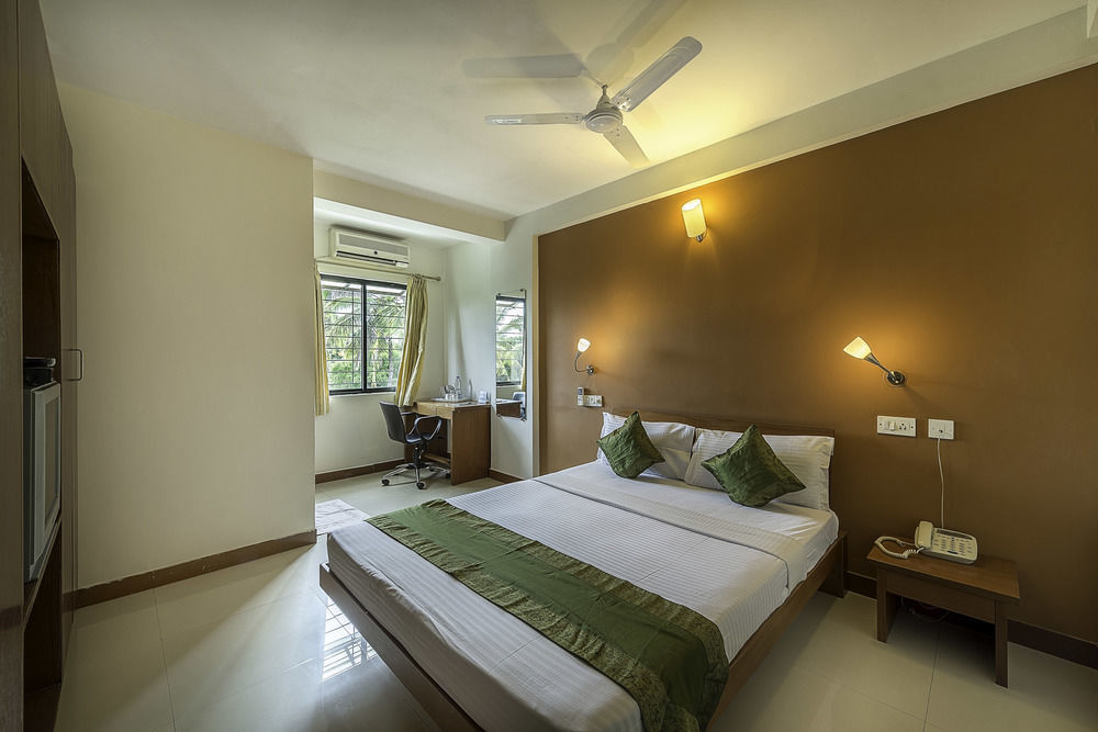 Apartamento Urban Oasis Mysore Exterior foto